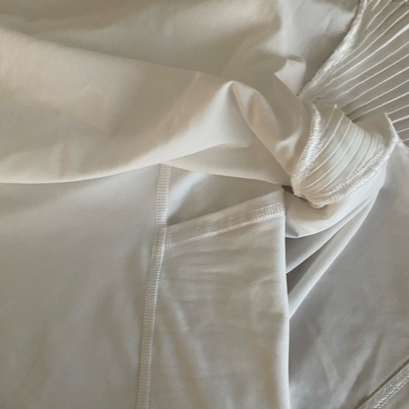 - Lululemon Play Off the Pleats Skirt - Picture 11 of 16